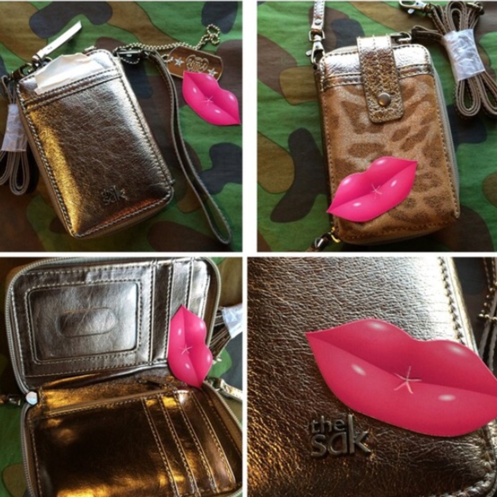 💕The Sak all in 1 carry all wristlet/crossbody💕